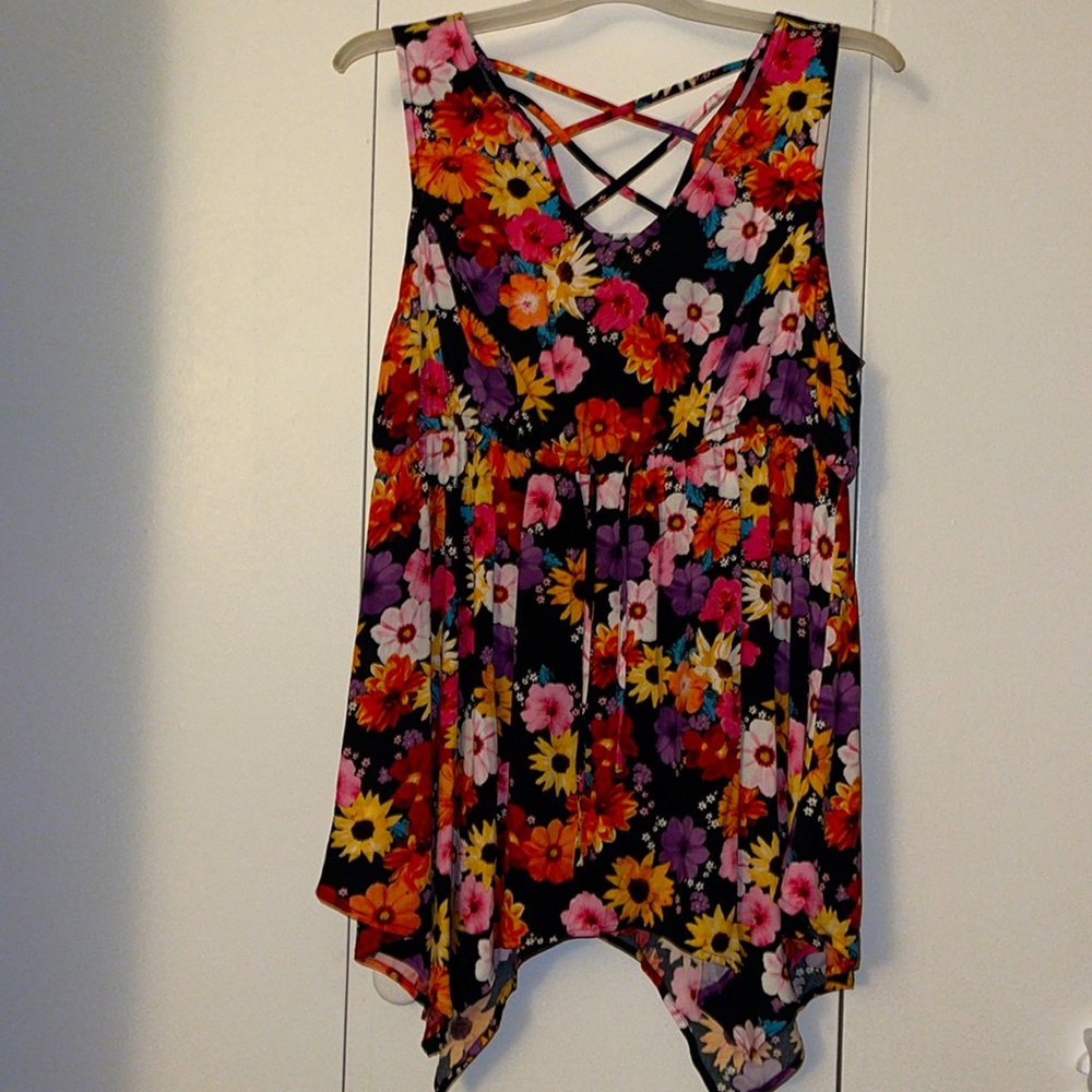 Torrid Floral Tank Top with Razorback